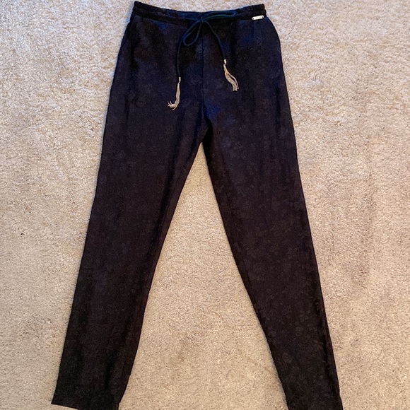 Guess Dress Pants Straight Leg Tappered Ankle - Picture 3 of 7